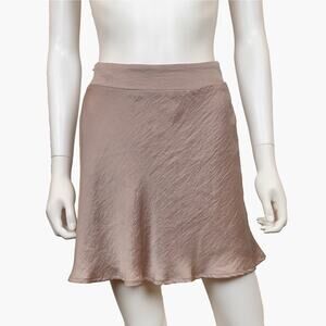 NWT VICI "True To You" Satin Mini Skirt (Champagne | Size S)